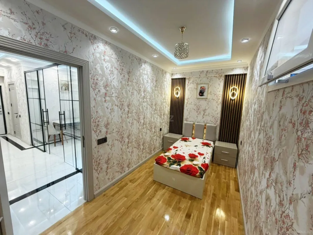 Satılır 3 otaqlı mənzil 74 m²