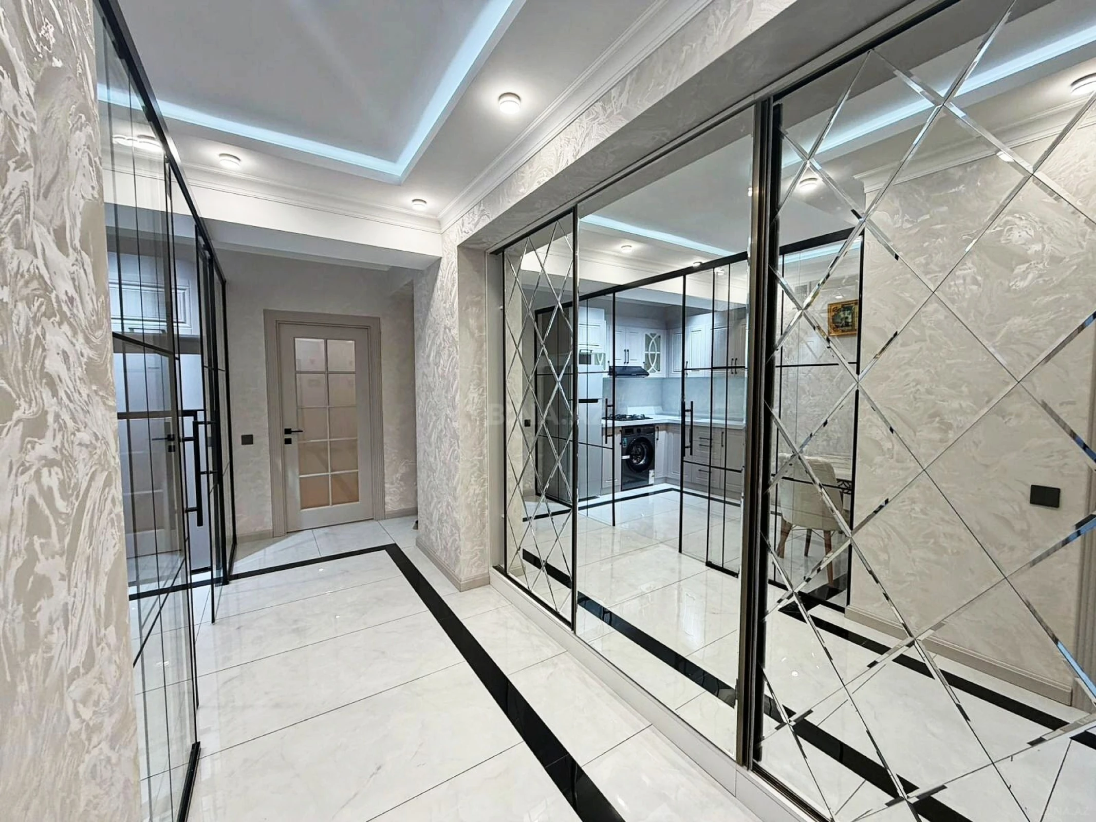 Satılır 3 otaqlı mənzil 74 m²