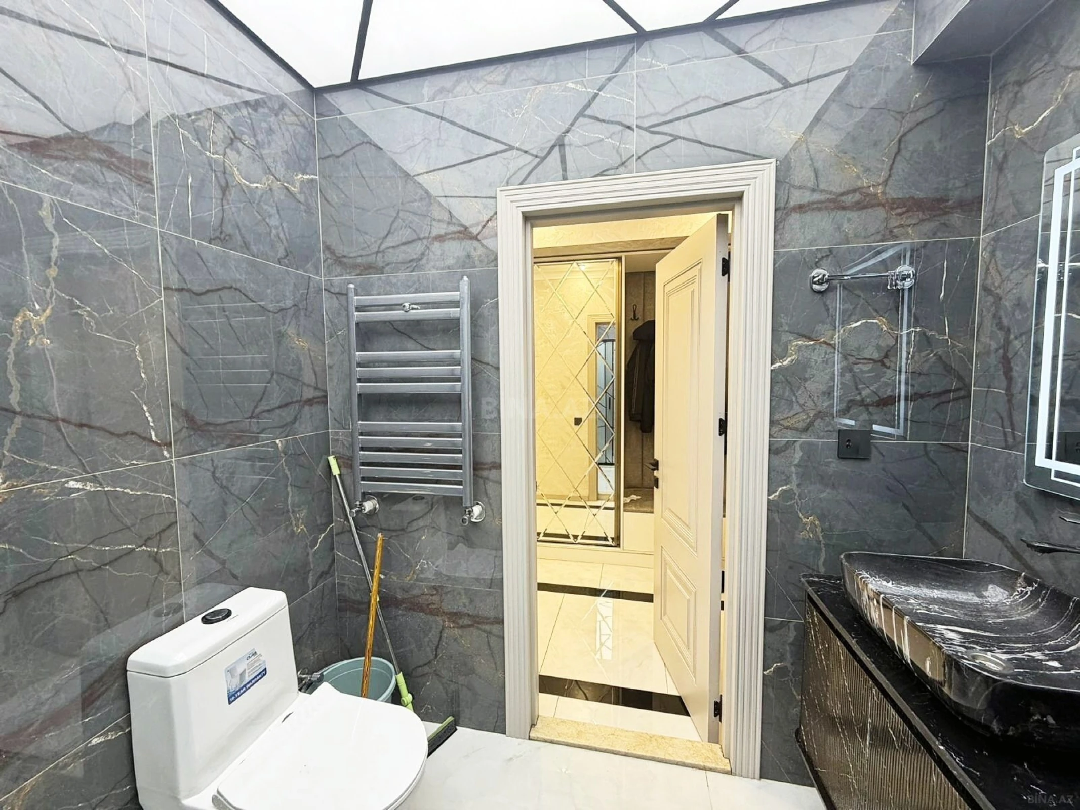 Satılır 3 otaqlı mənzil 74 m²