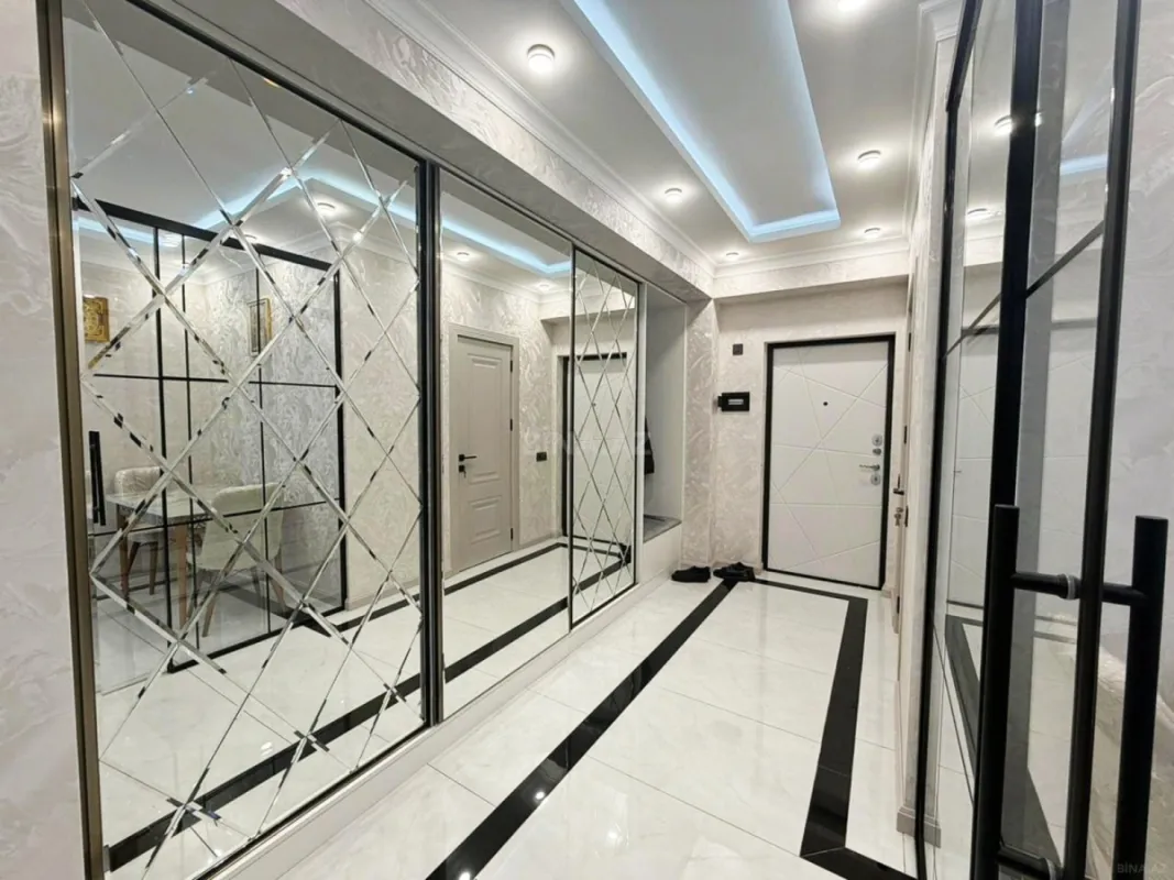 Satılır 3 otaqlı mənzil 74 m²