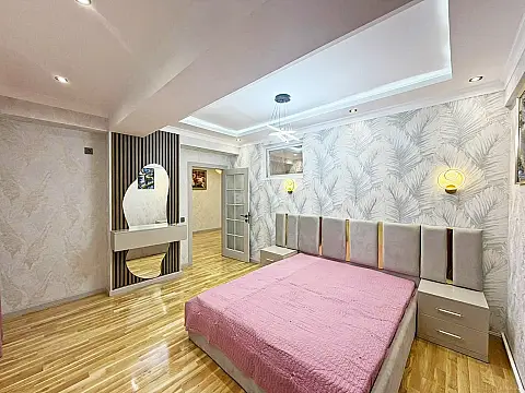 Satılır 3 otaqlı mənzil 74 m²