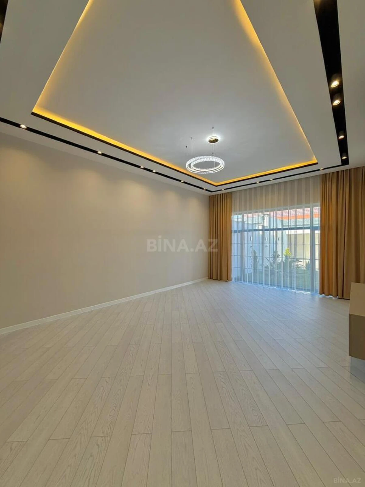 Satılır 4 otaqlı həyət evi 170 m²