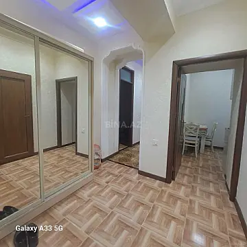 Satılır 2 otaqlı mənzil 70 m²