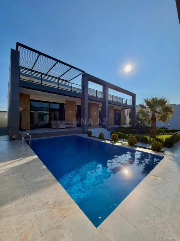 Satılır 5 otaqlı həyət evi 230 m²