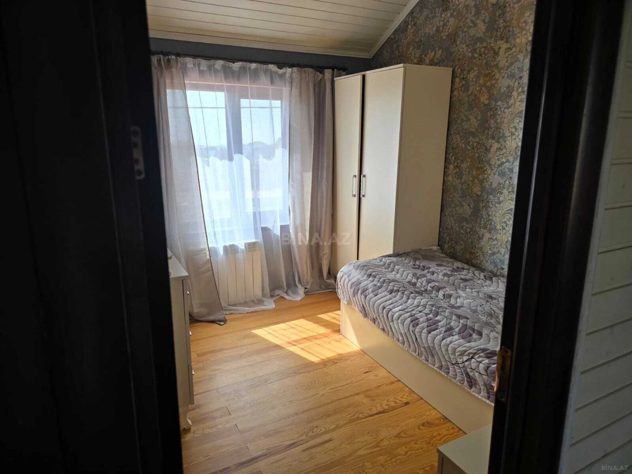 Satılır 4 otaqlı həyət evi 130 m²