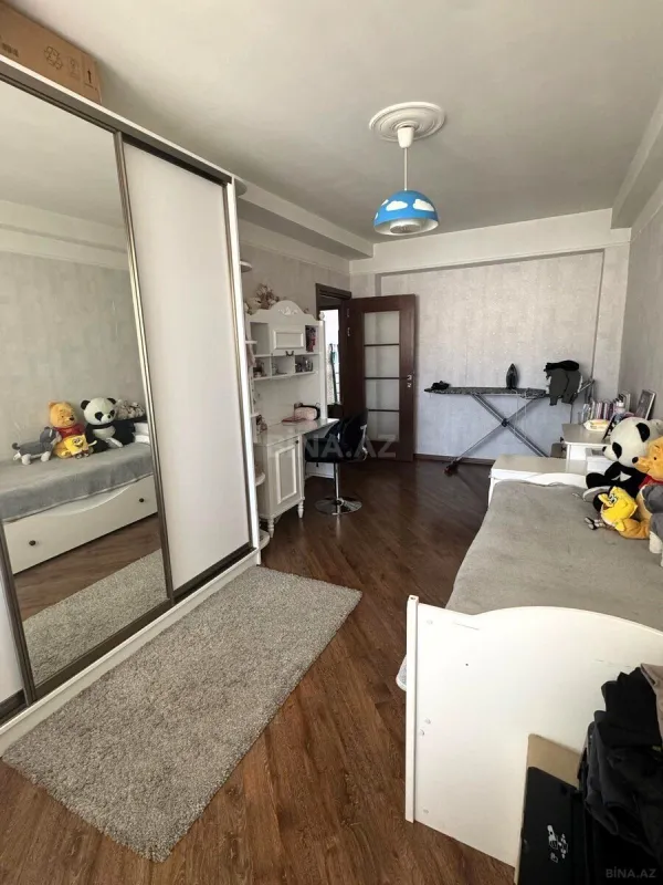 Satılır 3 otaqlı mənzil 95 m²