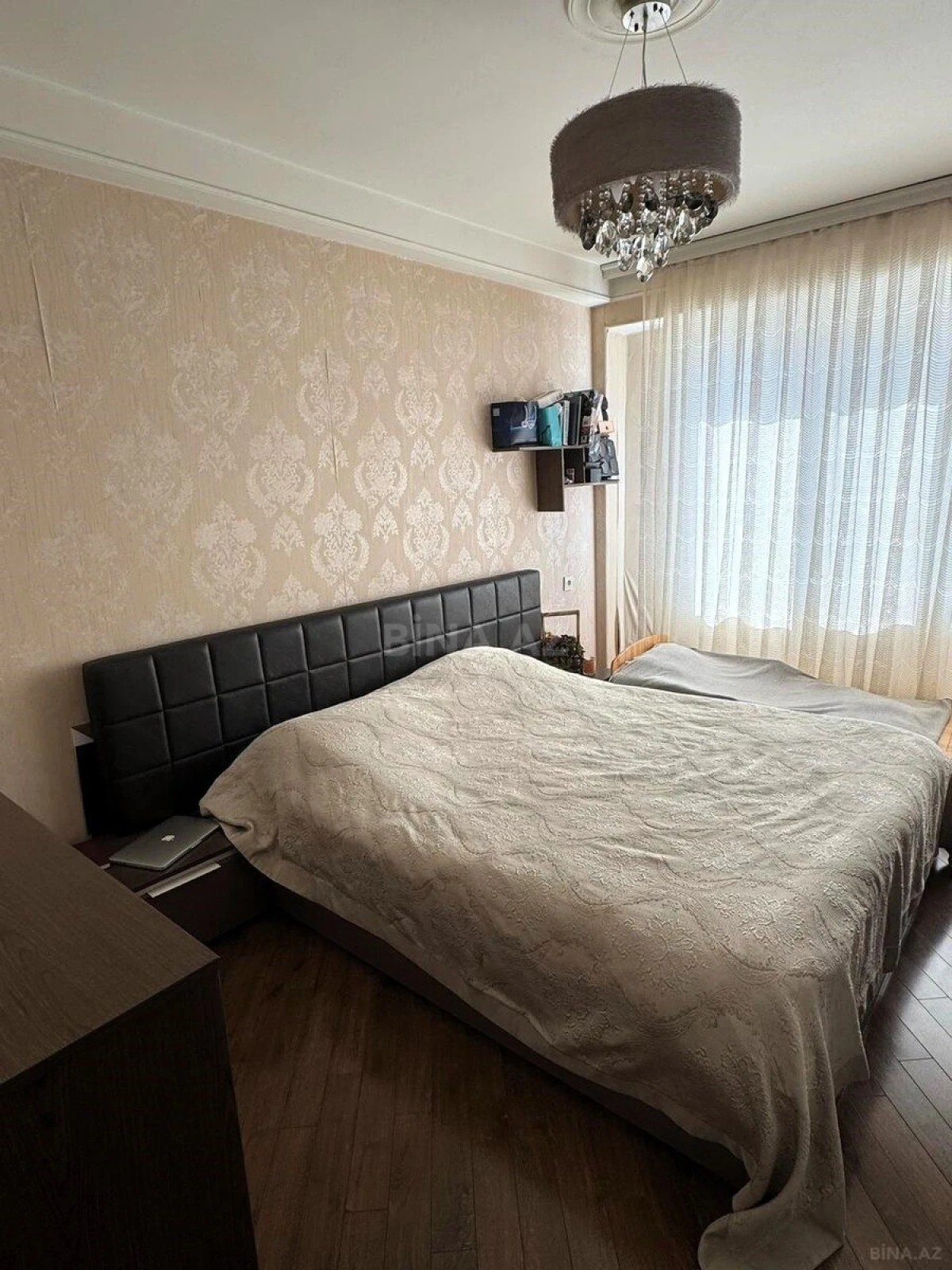 Satılır 3 otaqlı mənzil 95 m²