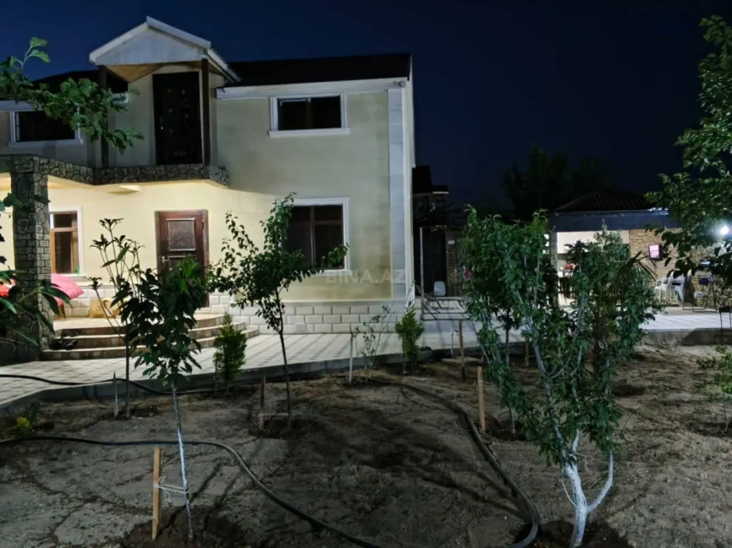 Satılır 7 otaqlı həyət evi 170 m²