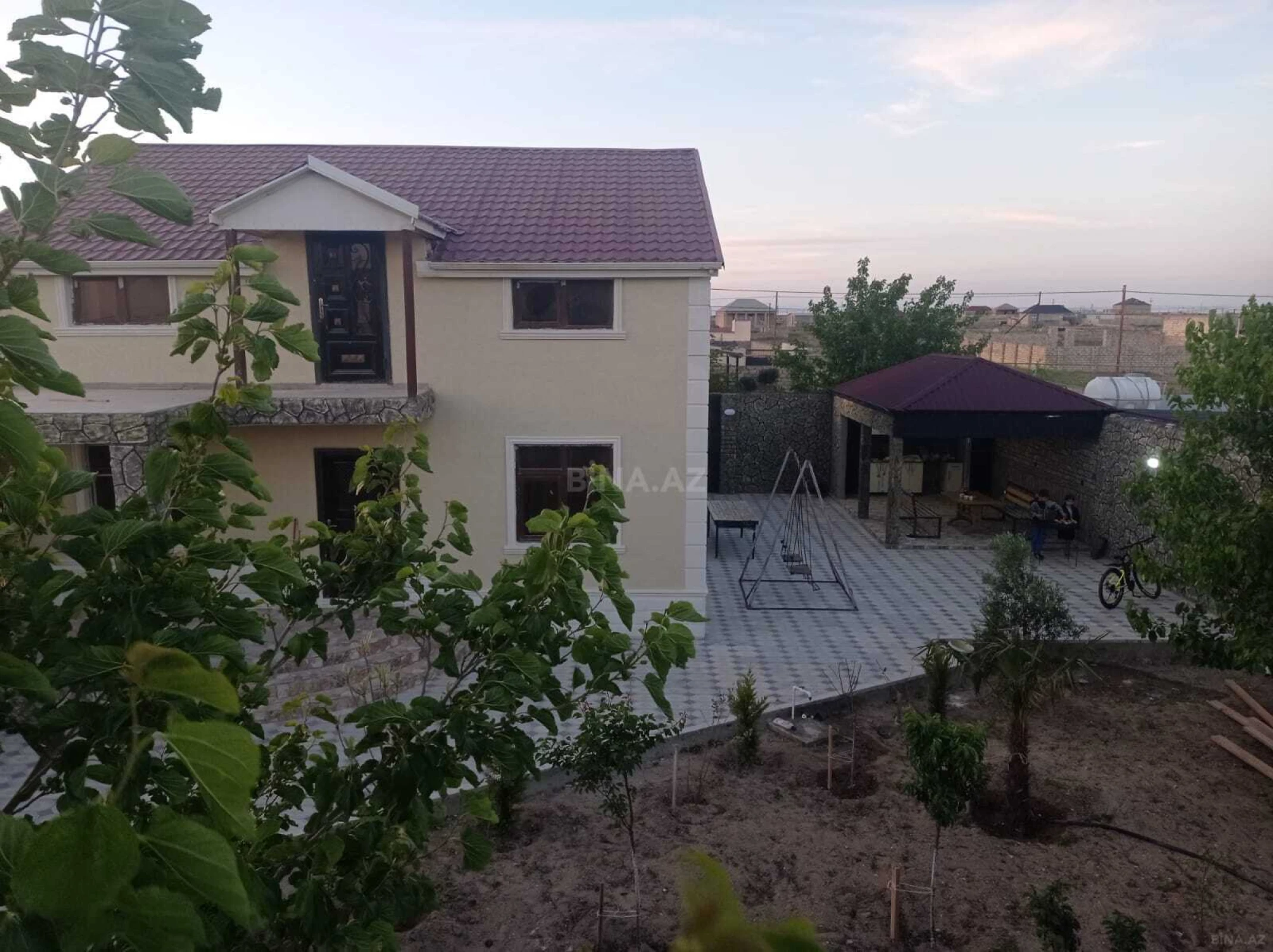 Satılır 7 otaqlı həyət evi 170 m²
