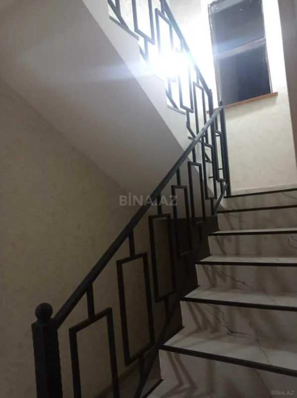 Satılır 7 otaqlı həyət evi 170 m²