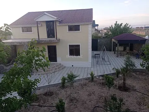 Satılır 7 otaqlı həyət evi 170 m²