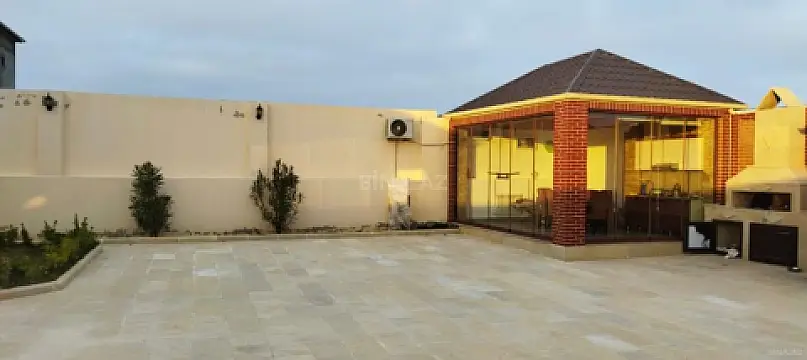 Satılır 3 otaqlı həyət evi 130 m²