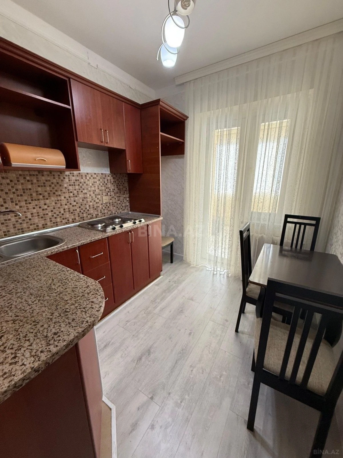 Satılır 2 otaqlı mənzil 68 m²