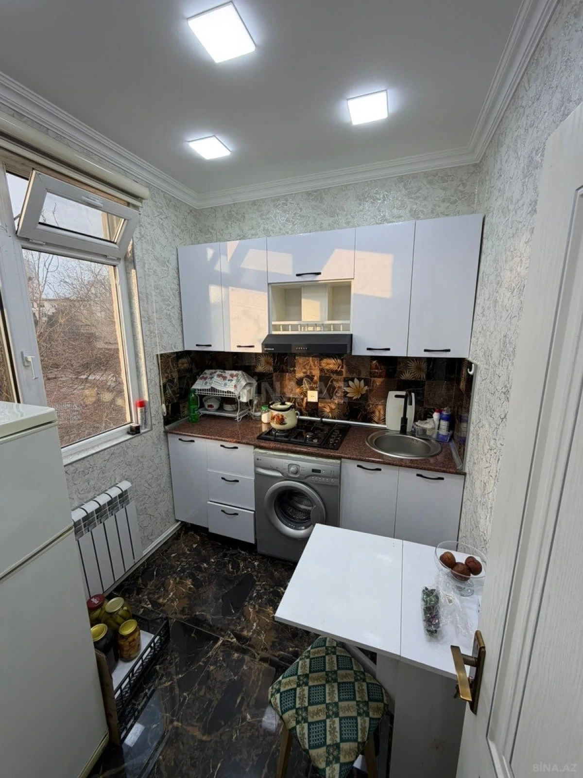 Satılır 2 otaqlı mənzil 33 m²