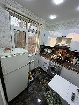 Satılır 2 otaqlı mənzil 33 m²