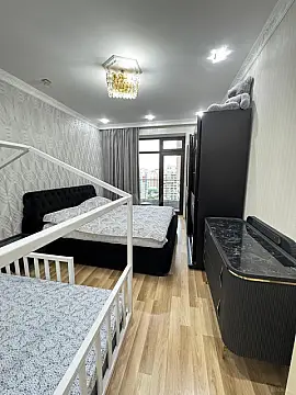 Satılır 2 otaqlı mənzil 99 m²