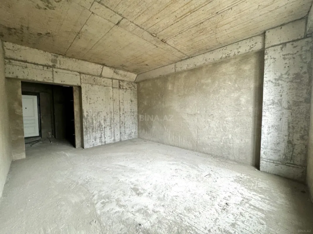 Satılır 2 otaqlı mənzil 76.5 m²