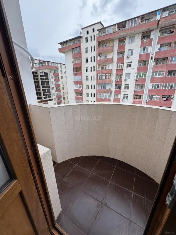 Satılır 3 otaqlı mənzil 98 m²