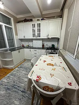 Satılır 2 otaqlı mənzil 54 m²