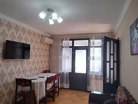 Satılır 3 otaqlı mənzil 60 m²