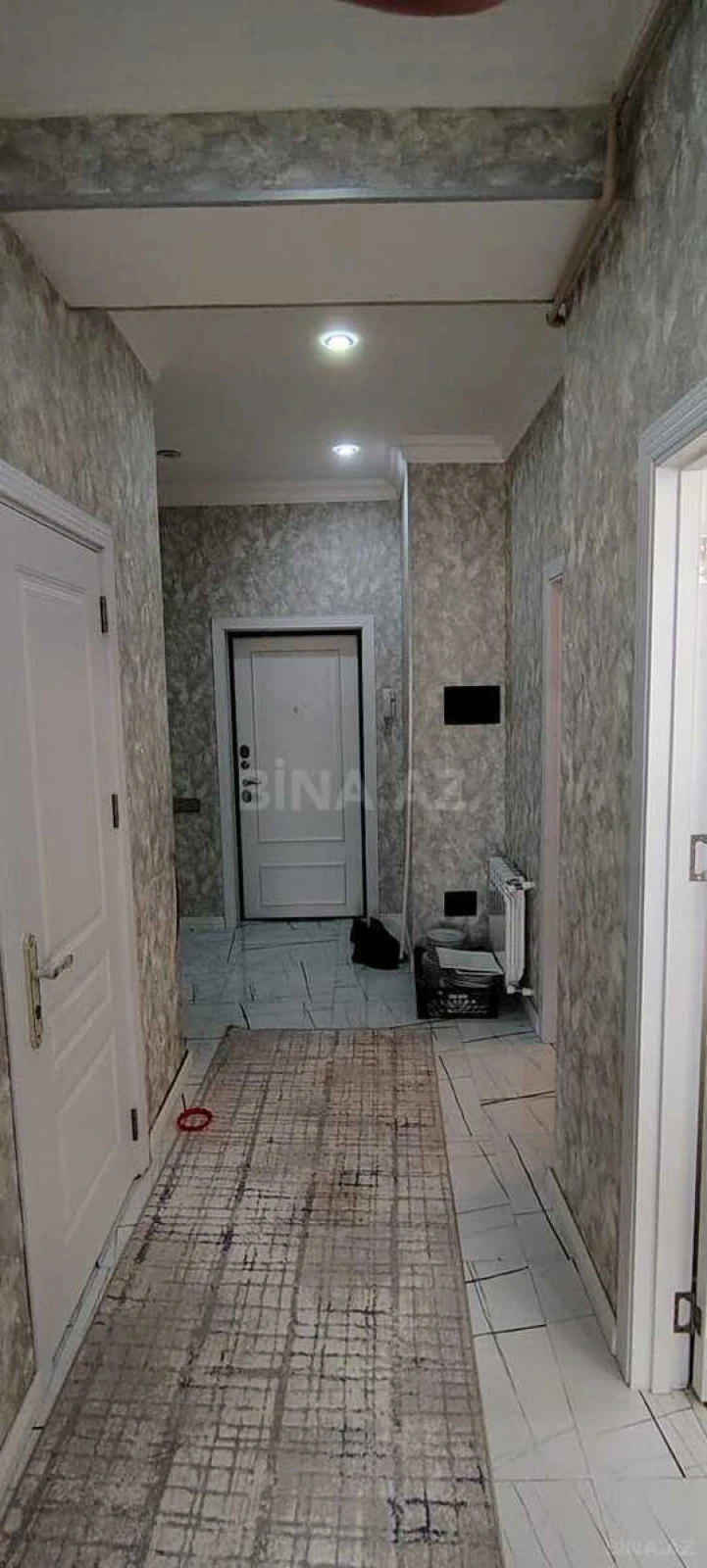 Satılır 2 otaqlı mənzil 72 m²