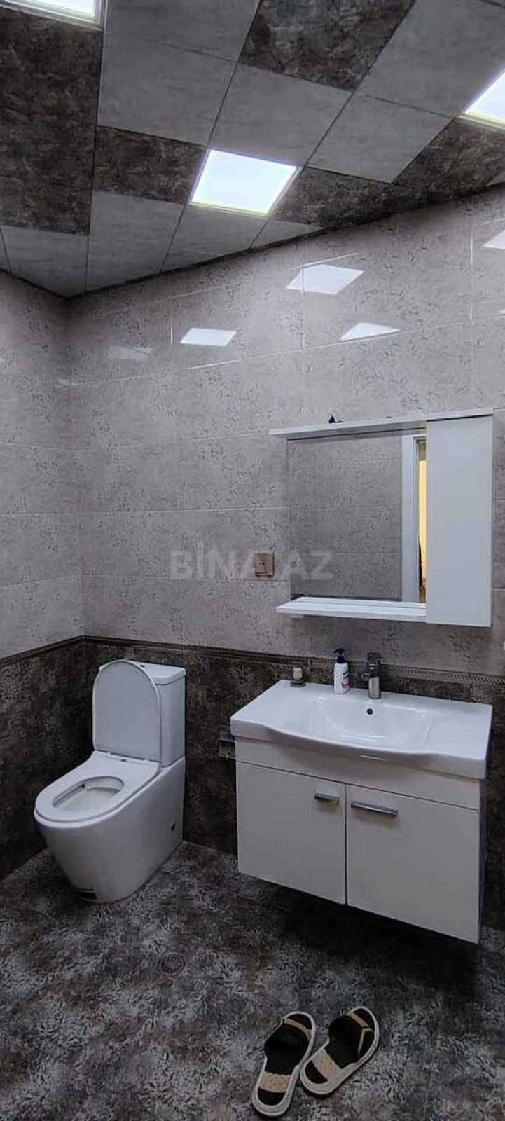 Satılır 2 otaqlı mənzil 72 m²