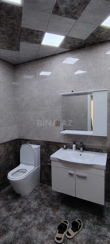 Satılır 2 otaqlı mənzil 72 m²