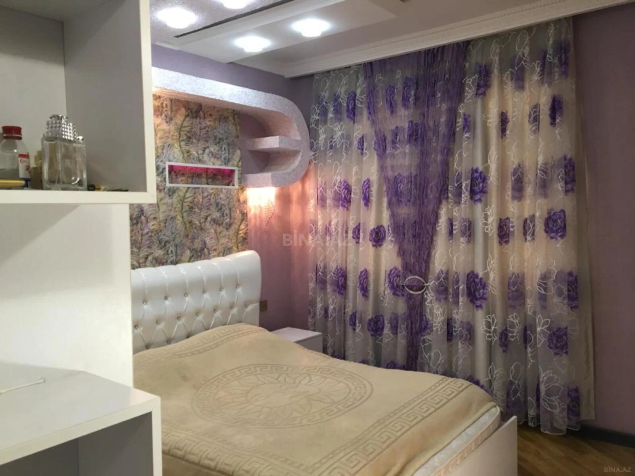 Satılır 2 otaqlı mənzil 65 m²
