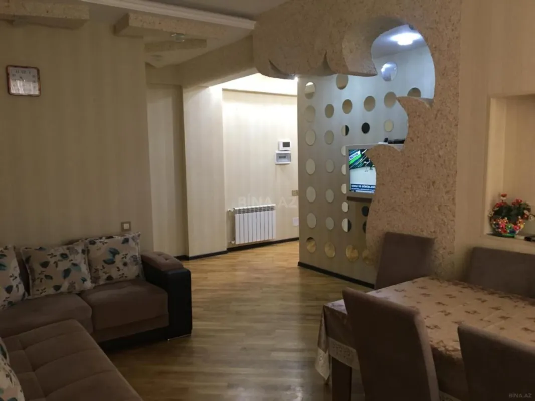 Satılır 2 otaqlı mənzil 65 m²
