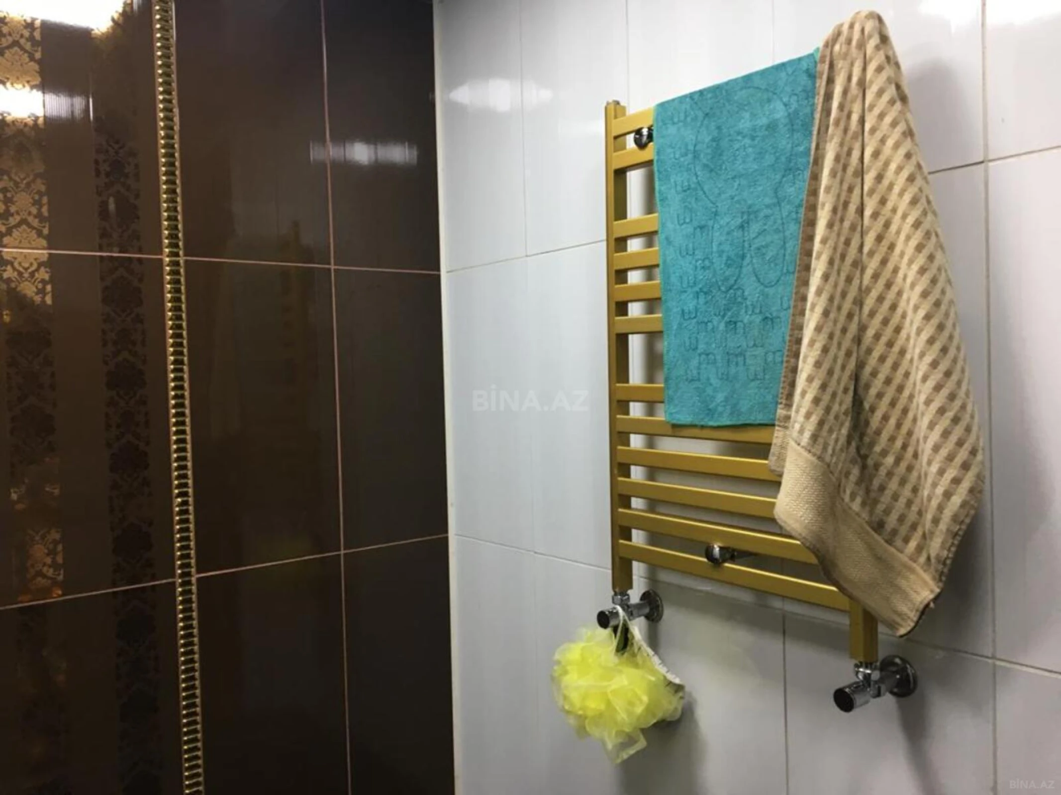 Satılır 2 otaqlı mənzil 65 m²