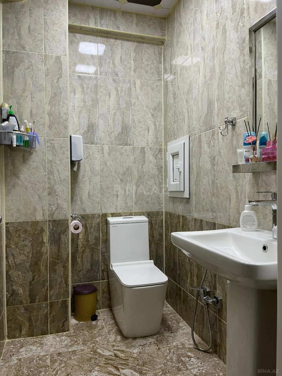 Satılır 3 otaqlı mənzil 115 m²