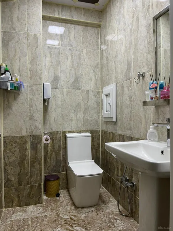 Satılır 3 otaqlı mənzil 115 m²