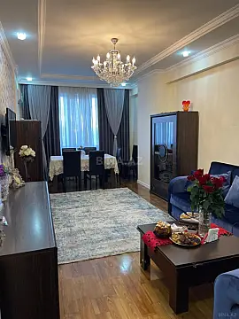 Satılır 3 otaqlı mənzil 115 m² — Bakı, İnşaatçılar 3 otaq 115.00 m²