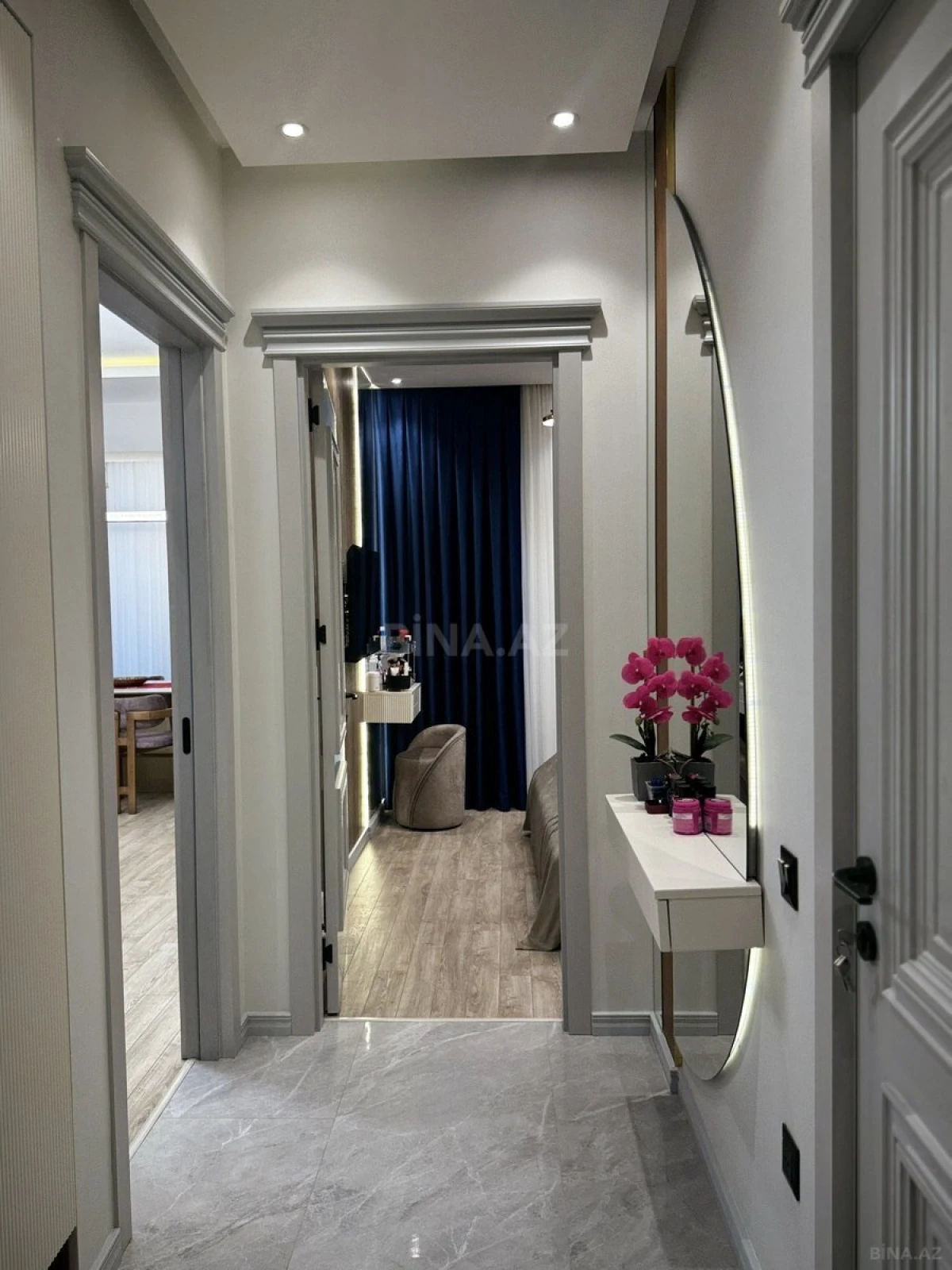 Satılır 2 otaqlı mənzil 70 m²