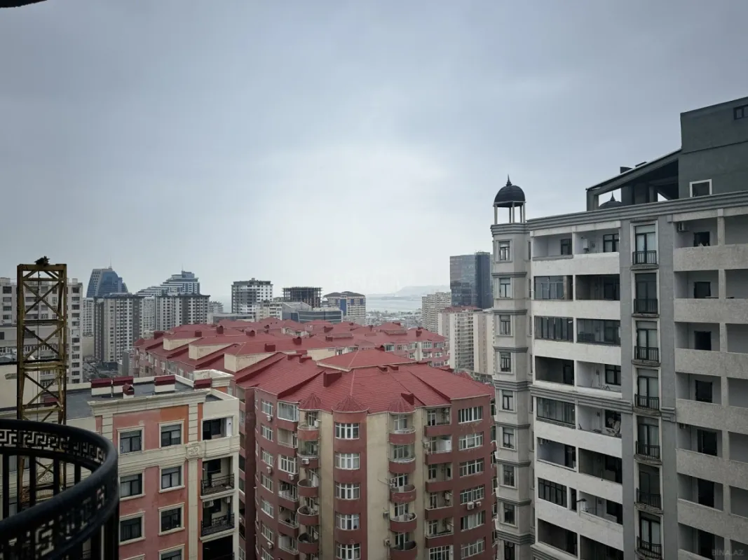 Satılır 2 otaqlı mənzil 70 m²
