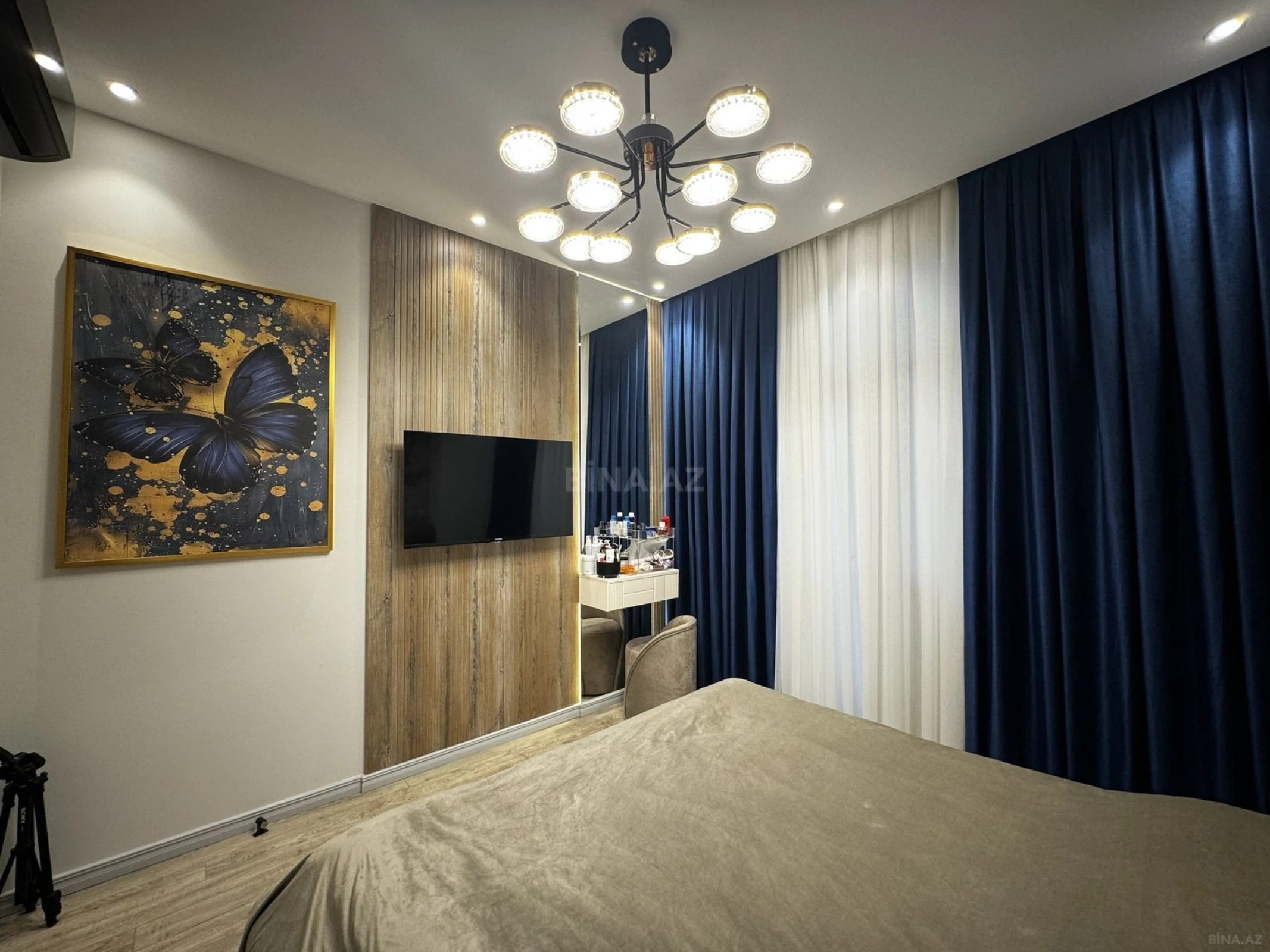 Satılır 2 otaqlı mənzil 70 m²