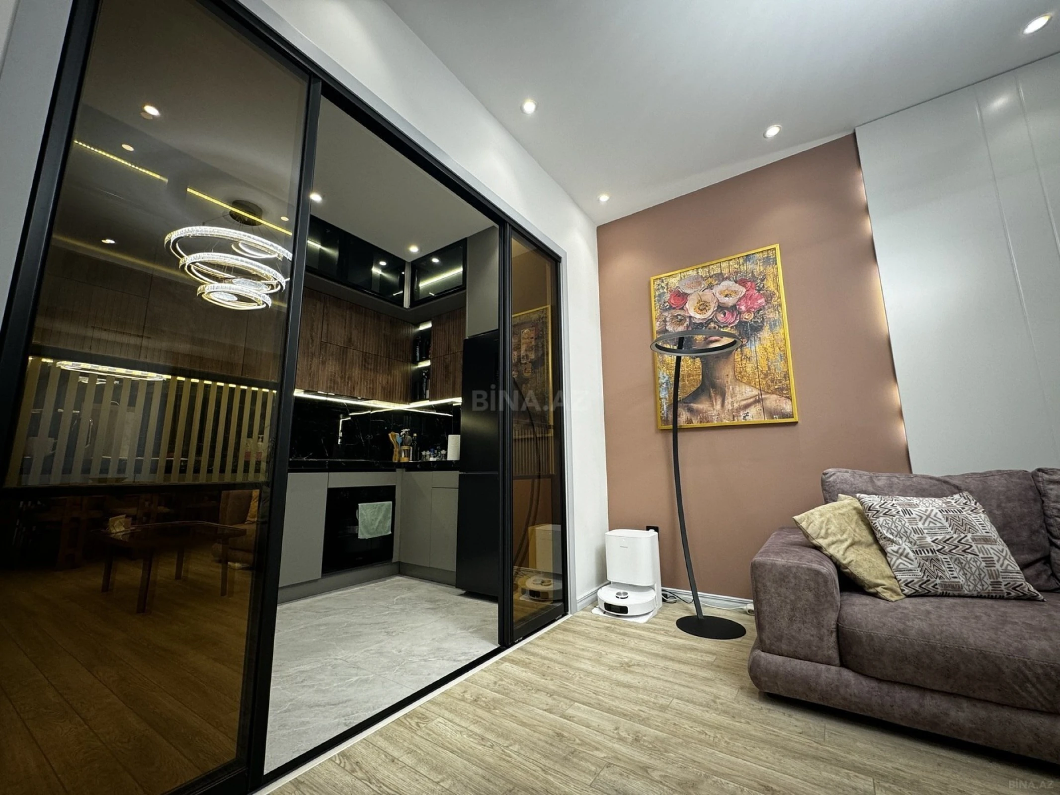 Satılır 2 otaqlı mənzil 70 m²