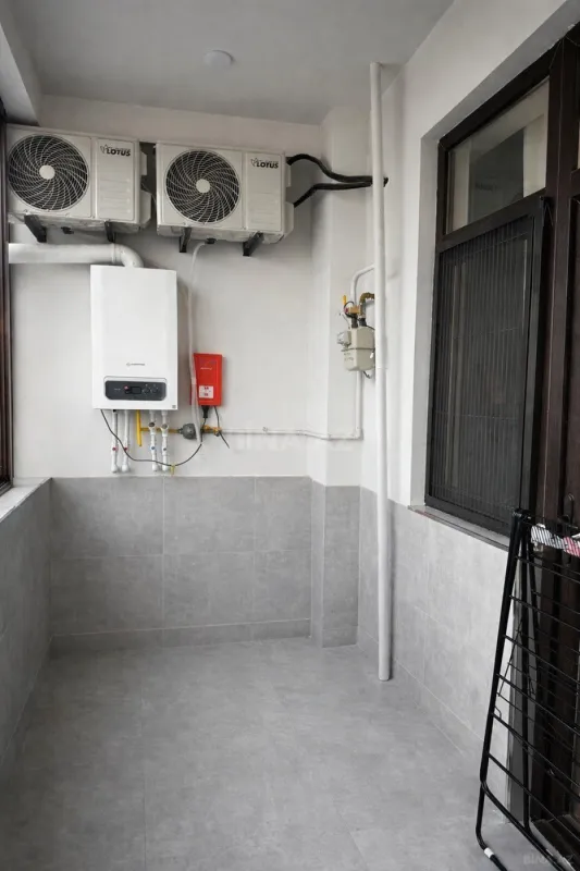 Satılır 2 otaqlı mənzil 70 m²