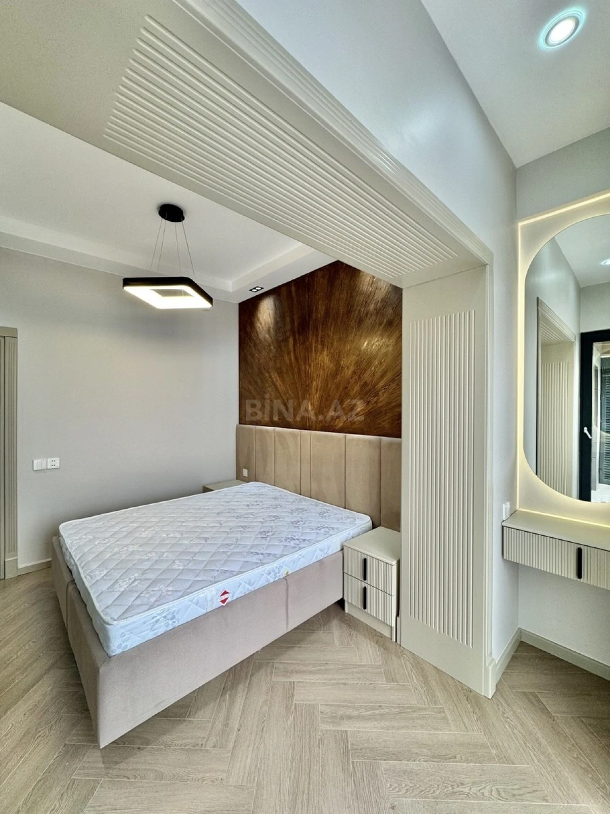 Satılır 2 otaqlı mənzil 68 m²