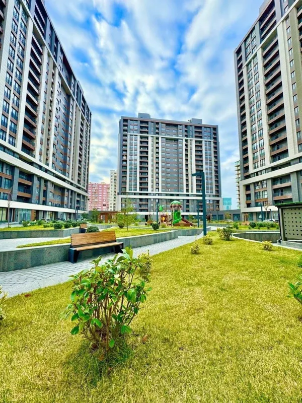 Satılır 2 otaqlı mənzil 68 m²