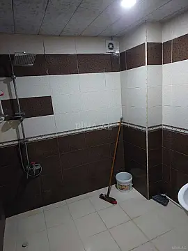 Satılır 3 otaqlı mənzil 134 m²