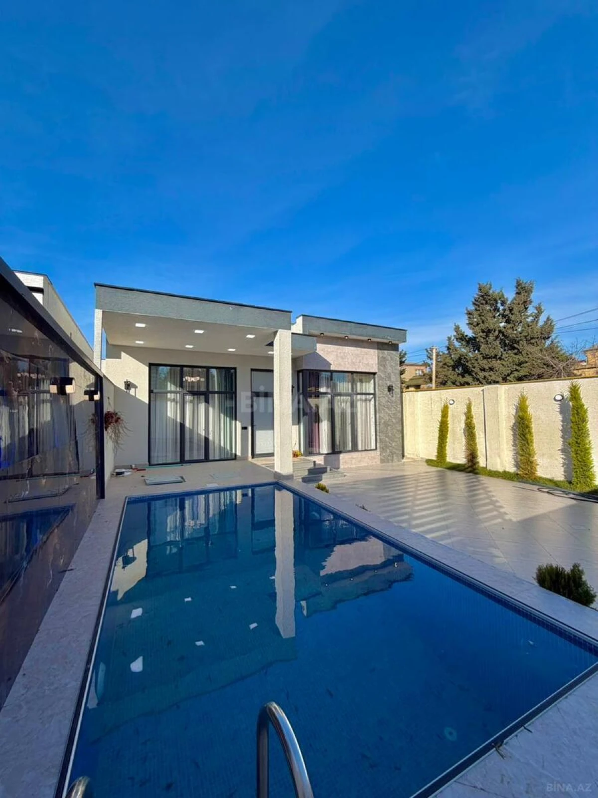 Satılır 4 otaqlı həyət evi 140 m²