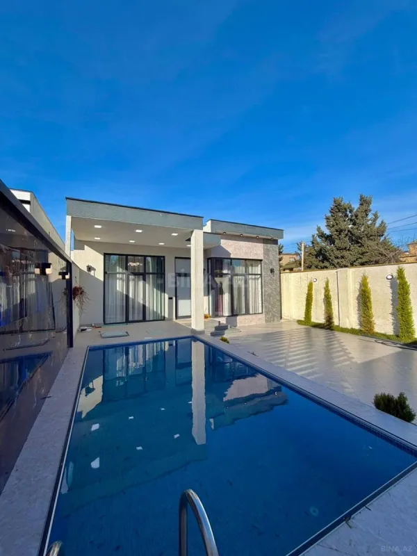 Satılır 4 otaqlı həyət evi 140 m²