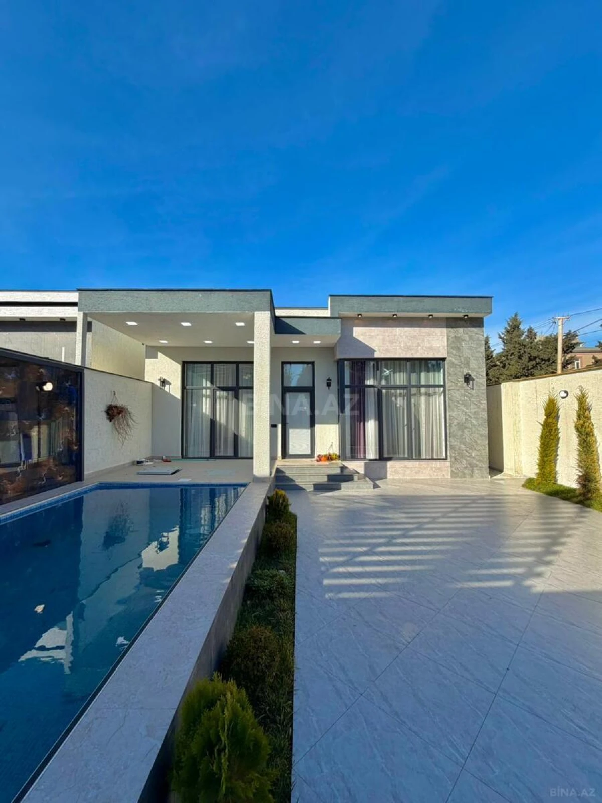 Satılır 4 otaqlı həyət evi 140 m²