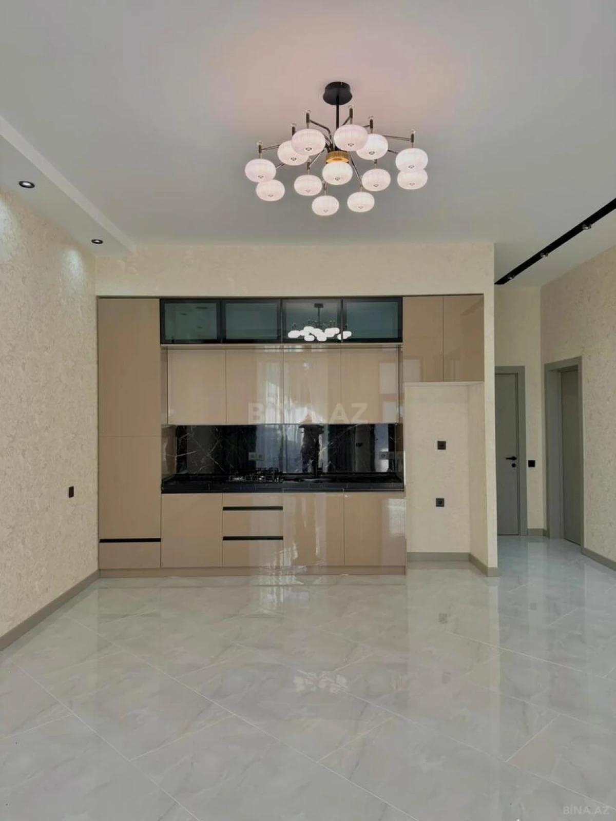 Satılır 4 otaqlı həyət evi 140 m²