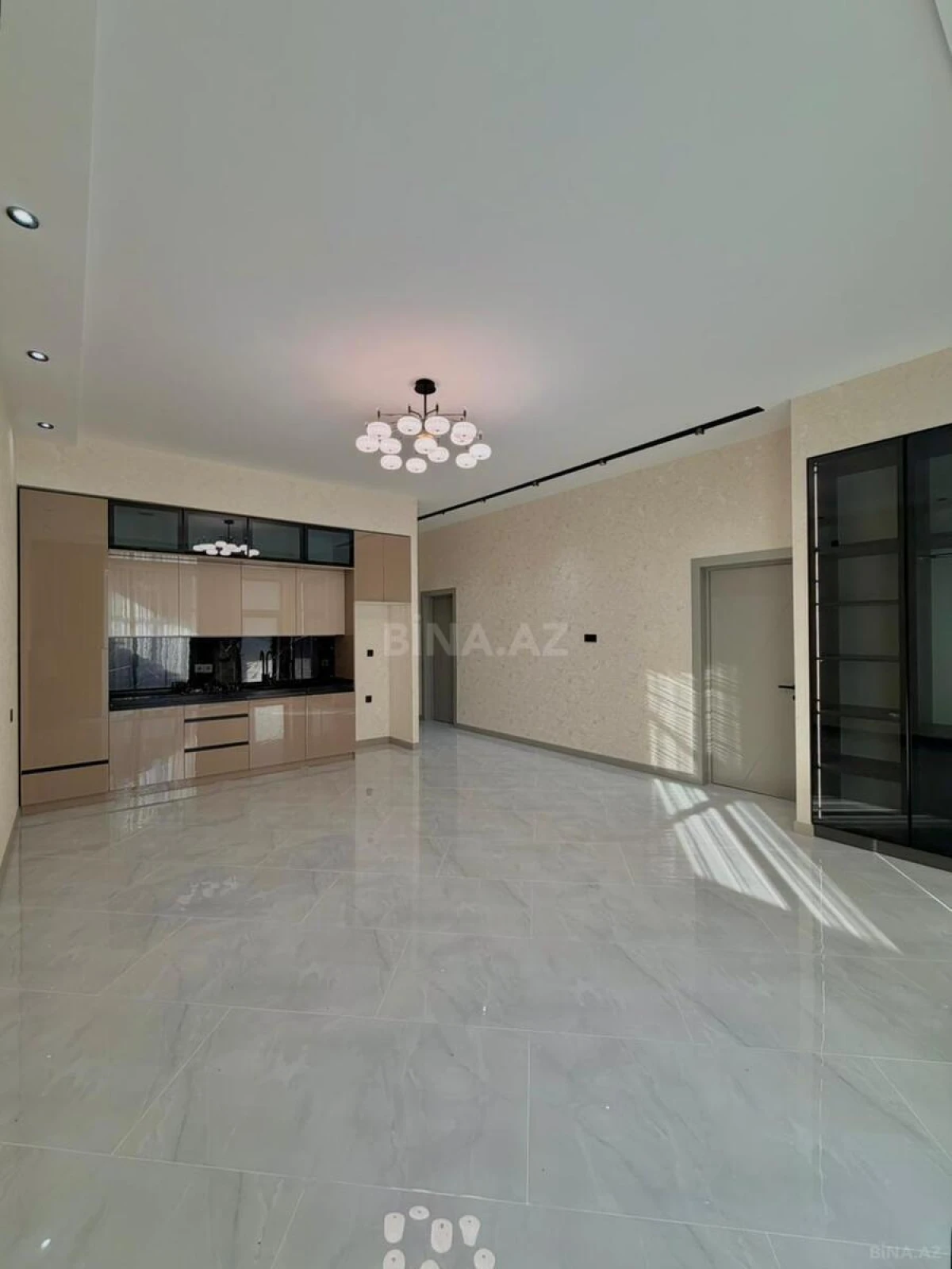 Satılır 4 otaqlı həyət evi 140 m²