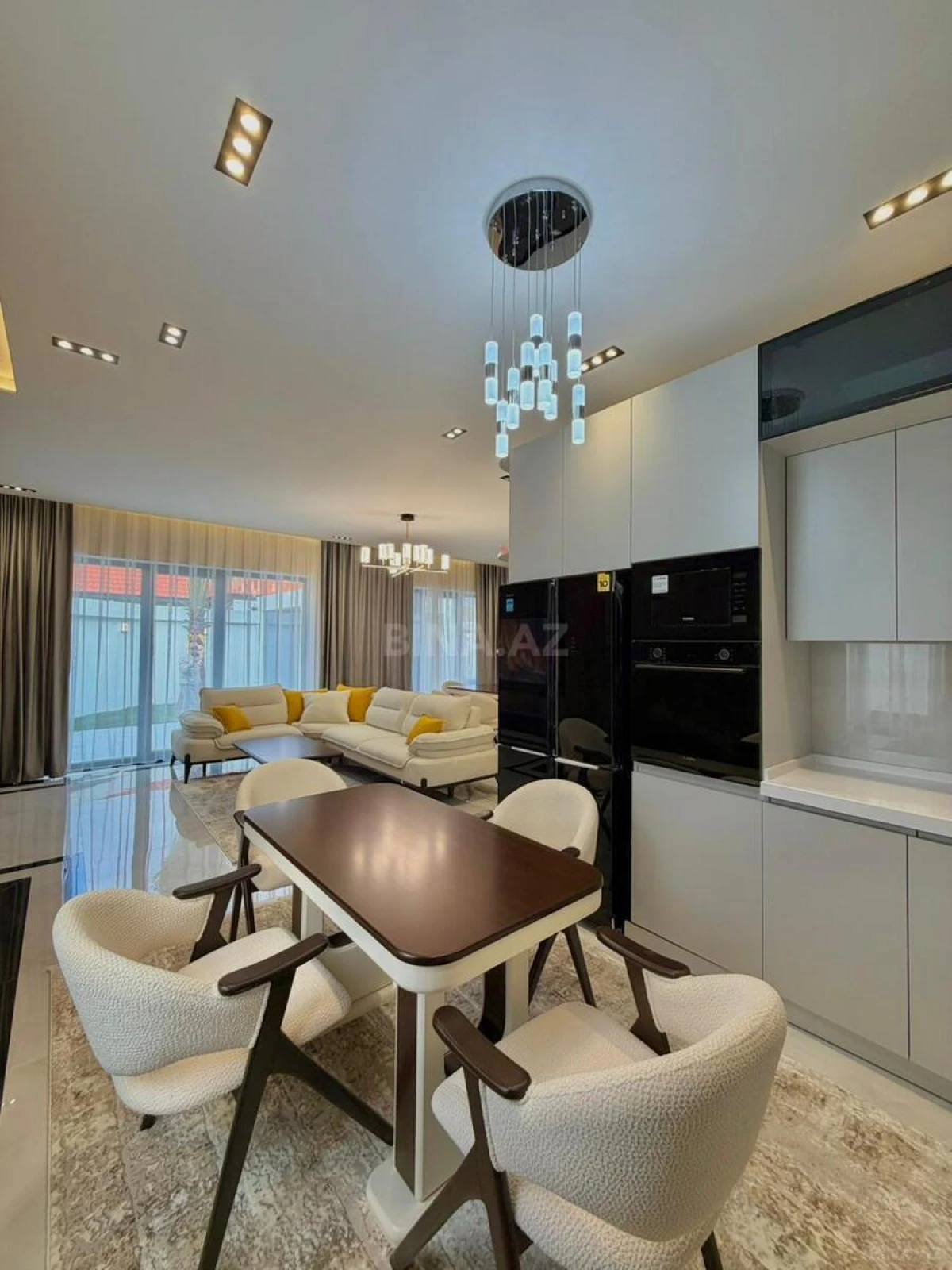 Satılır 4 otaqlı həyət evi 150 m²