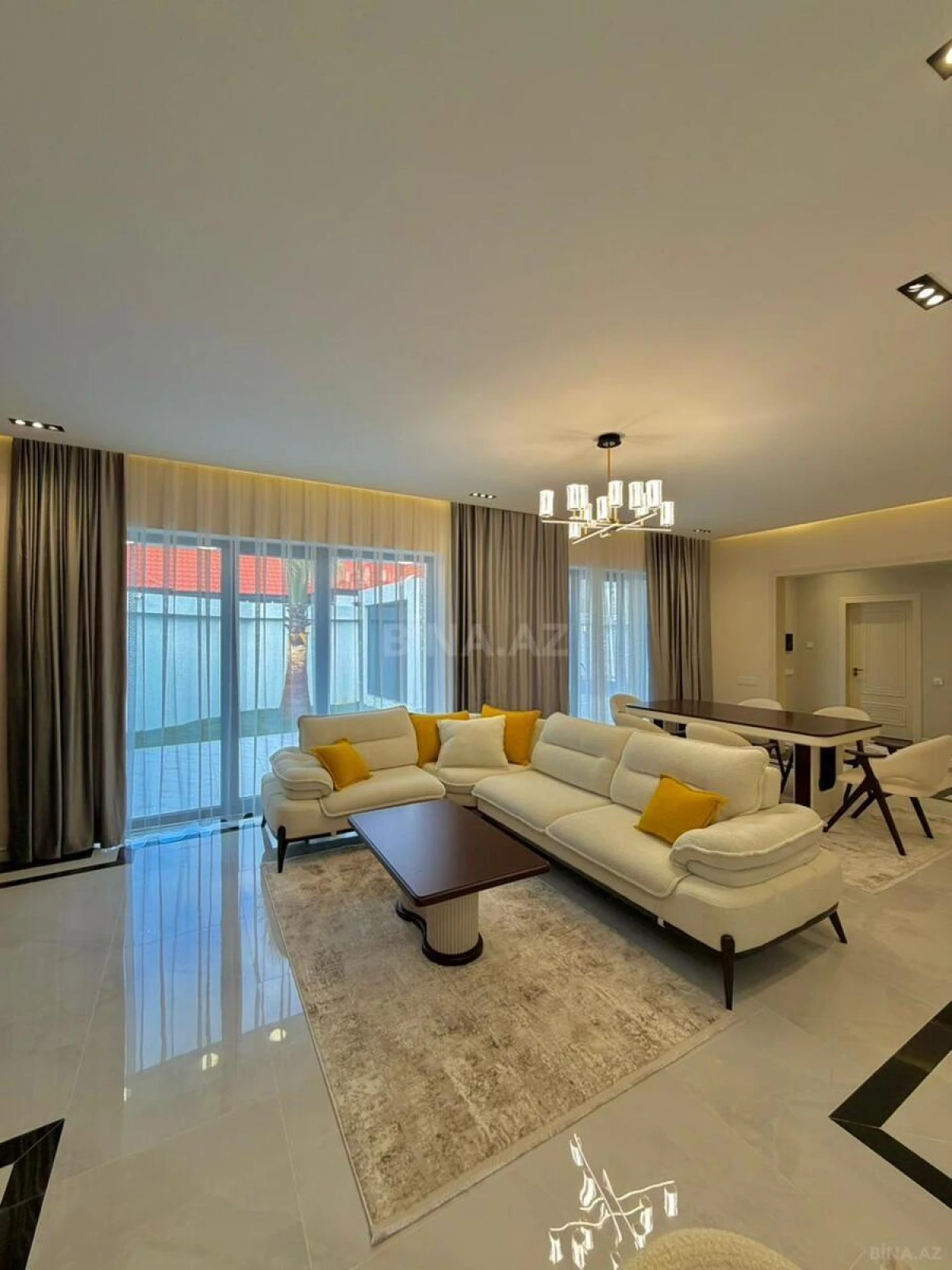 Satılır 4 otaqlı həyət evi 150 m²