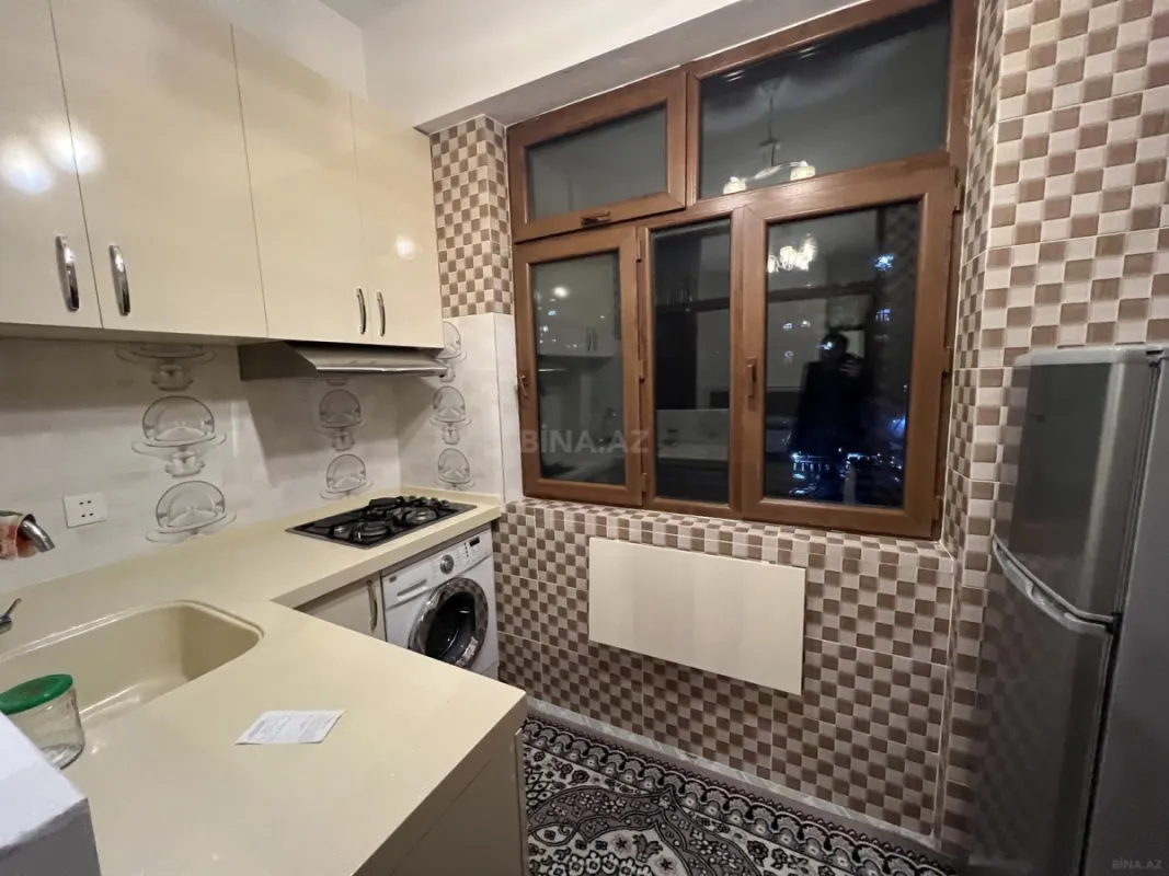 Kirayə verilir 2 otaqlı mənzil 50 m²