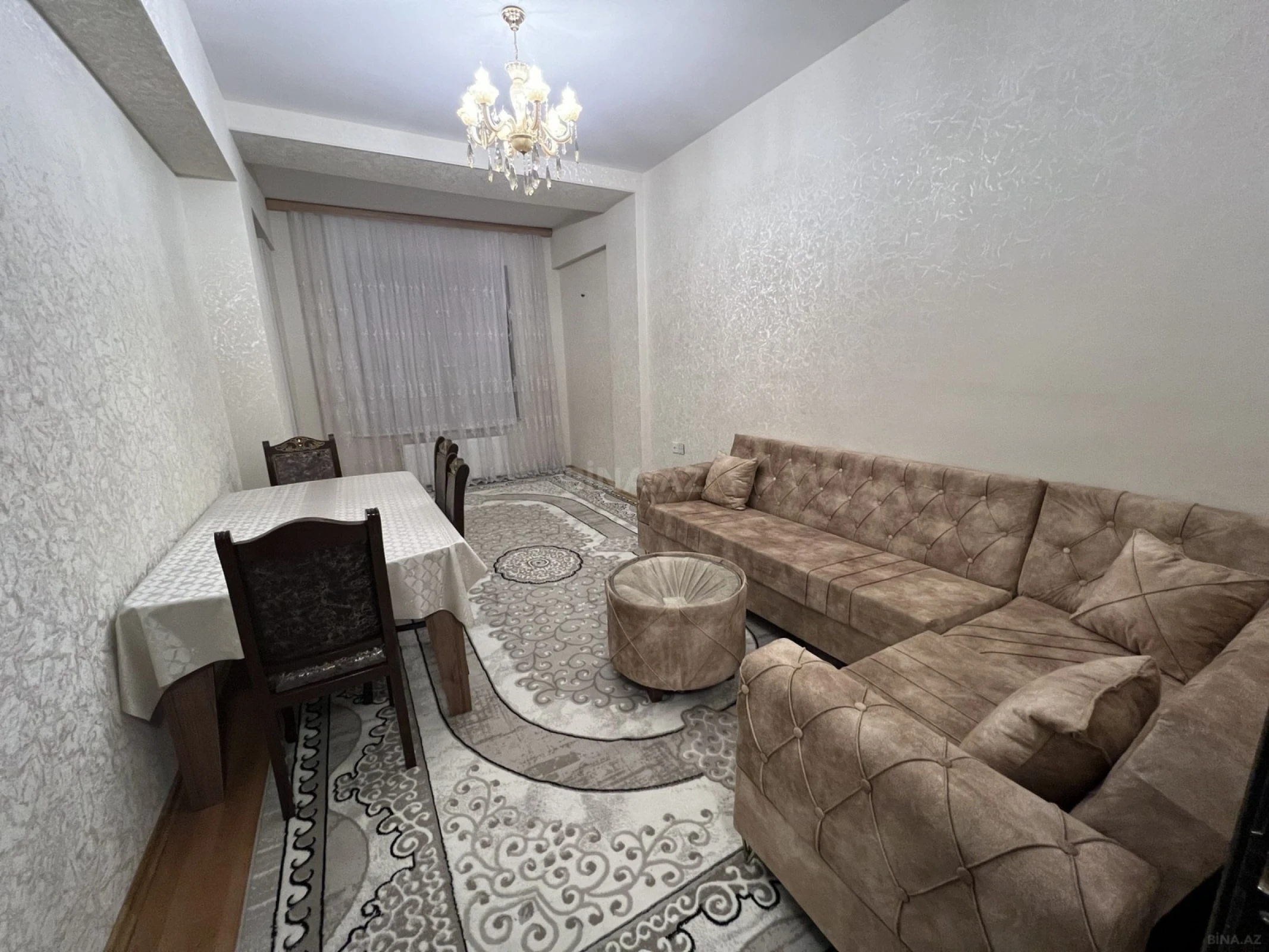 Kirayə verilir 2 otaqlı mənzil 50 m²